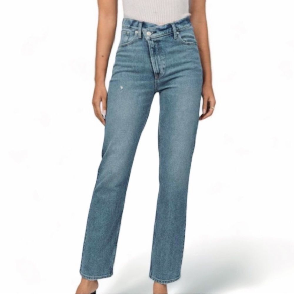 Abercrombie & Fitch 90s Straight Ultra High Rise Jeans Size 14 L / 32